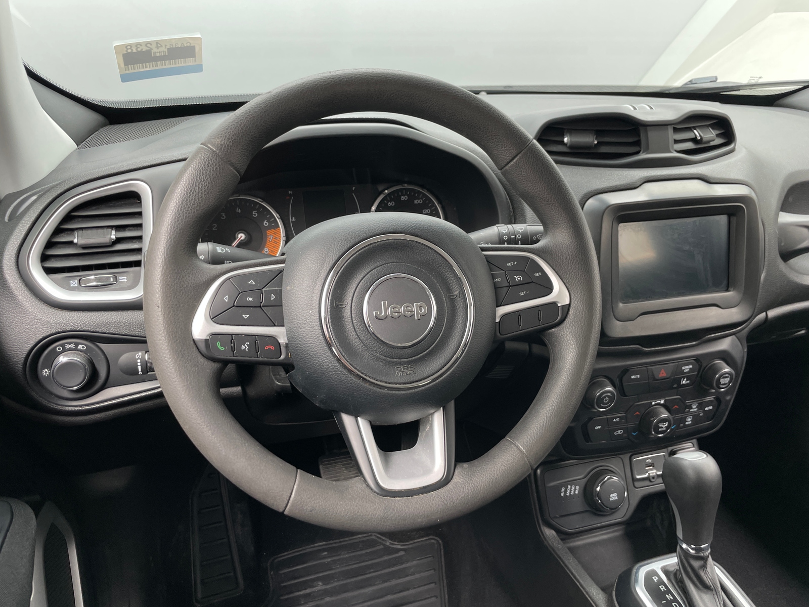 Thumbnail: 2021 Jeep Renegade - 5