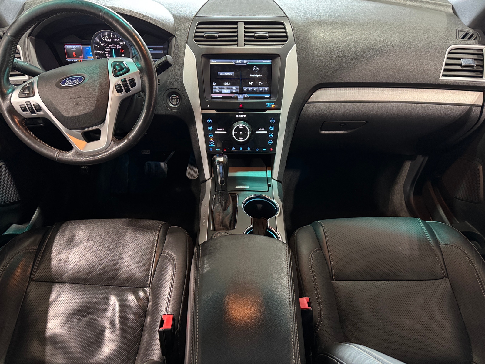 Thumbnail: 2015 Ford Explorer - 2