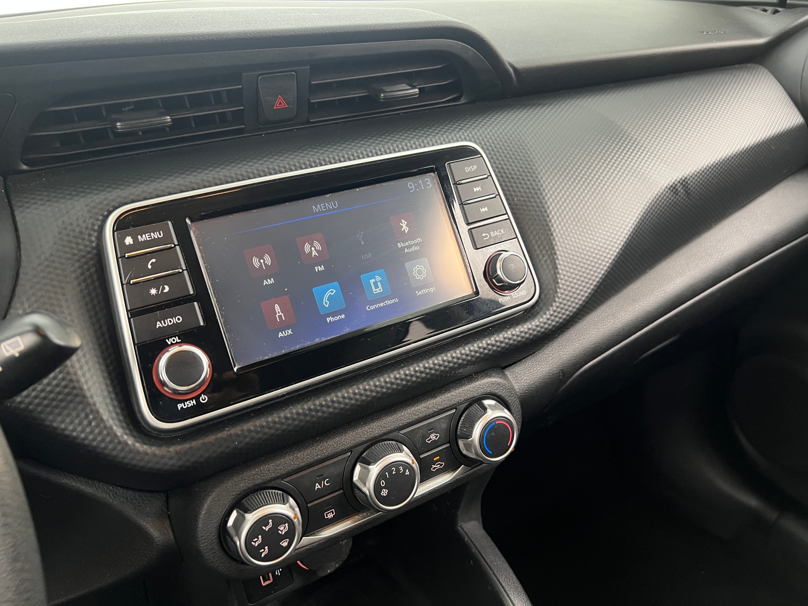 Thumbnail: 2021 Nissan Kicks - 4