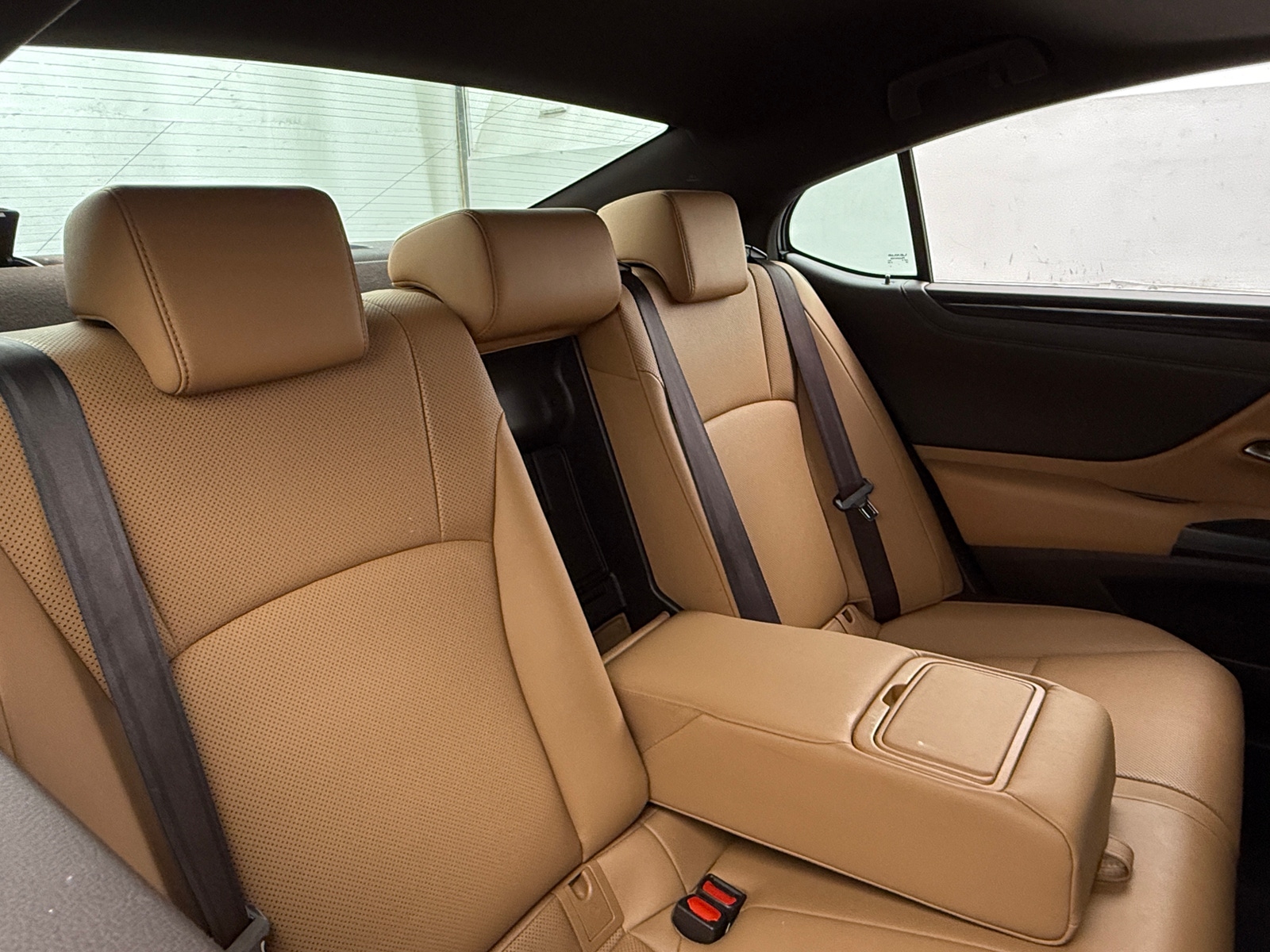 Thumbnail: 2019 Lexus ES - 5