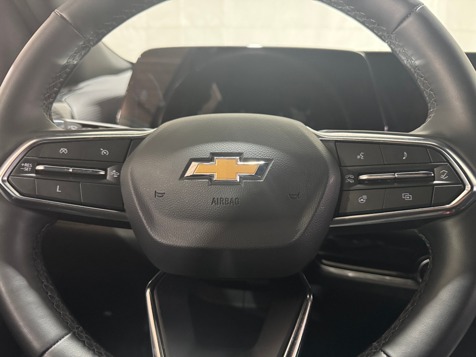 Thumbnail: 2025 Chevrolet Equinox - 5