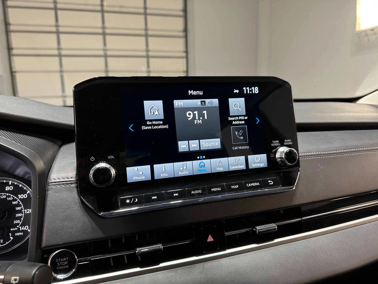 Thumbnail: 2024 Mitsubishi Outlander - 3