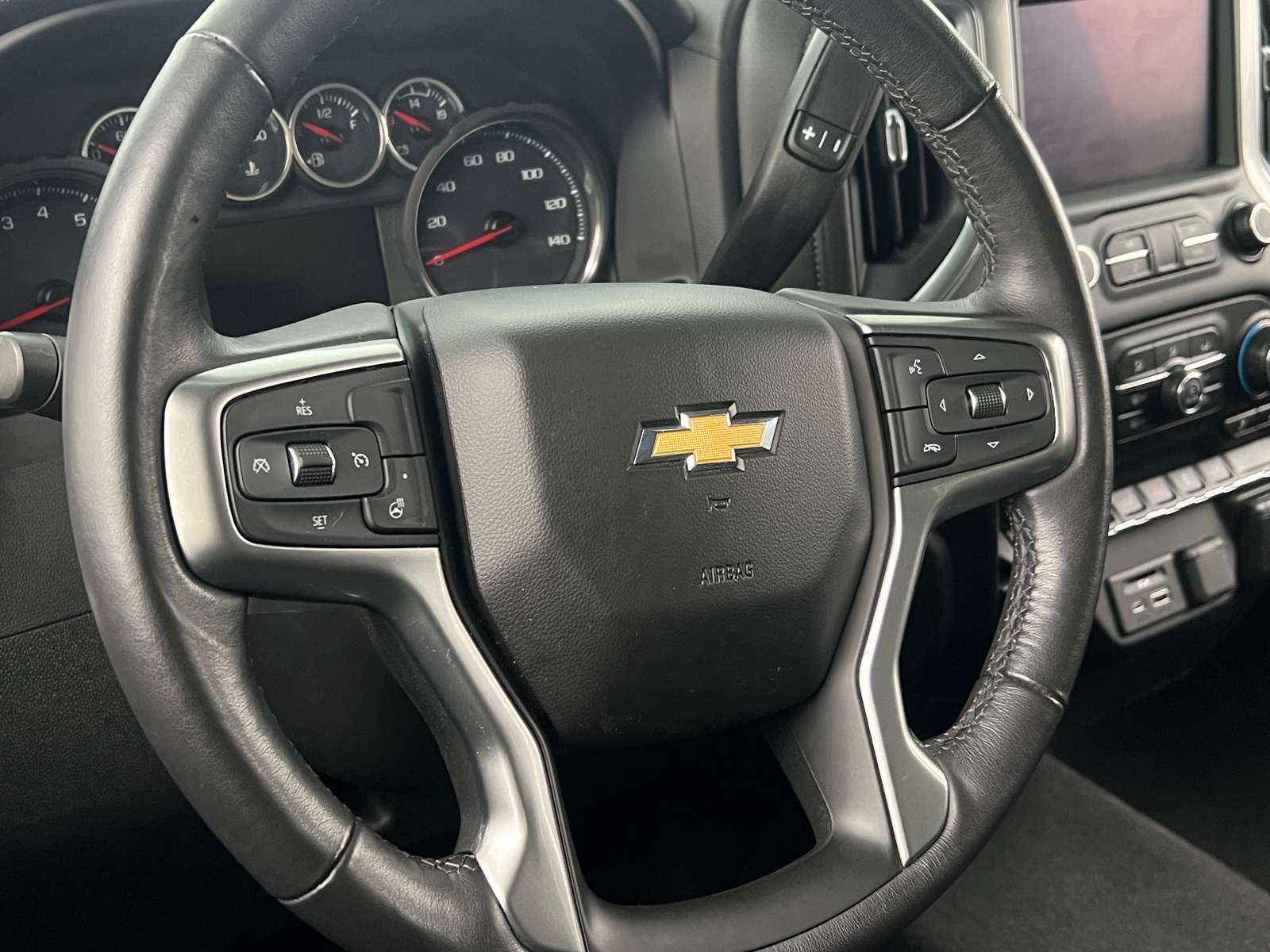 Thumbnail: 2021 Chevrolet Silverado 1500 - 5