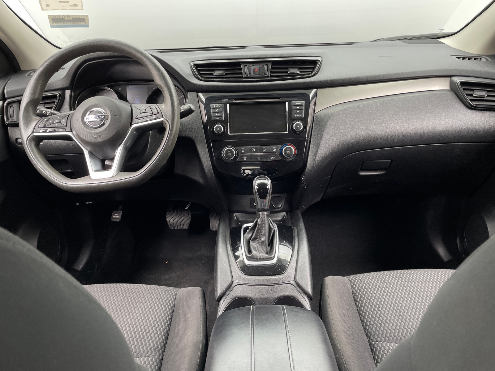 Thumbnail: 2019 Nissan Rogue Sport - 3