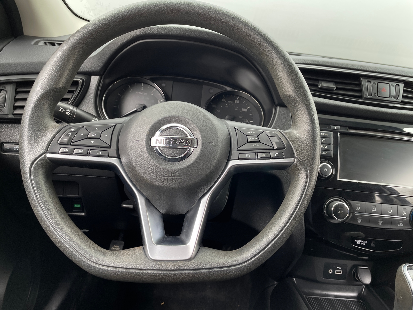 Thumbnail: 2019 Nissan Rogue Sport - 5