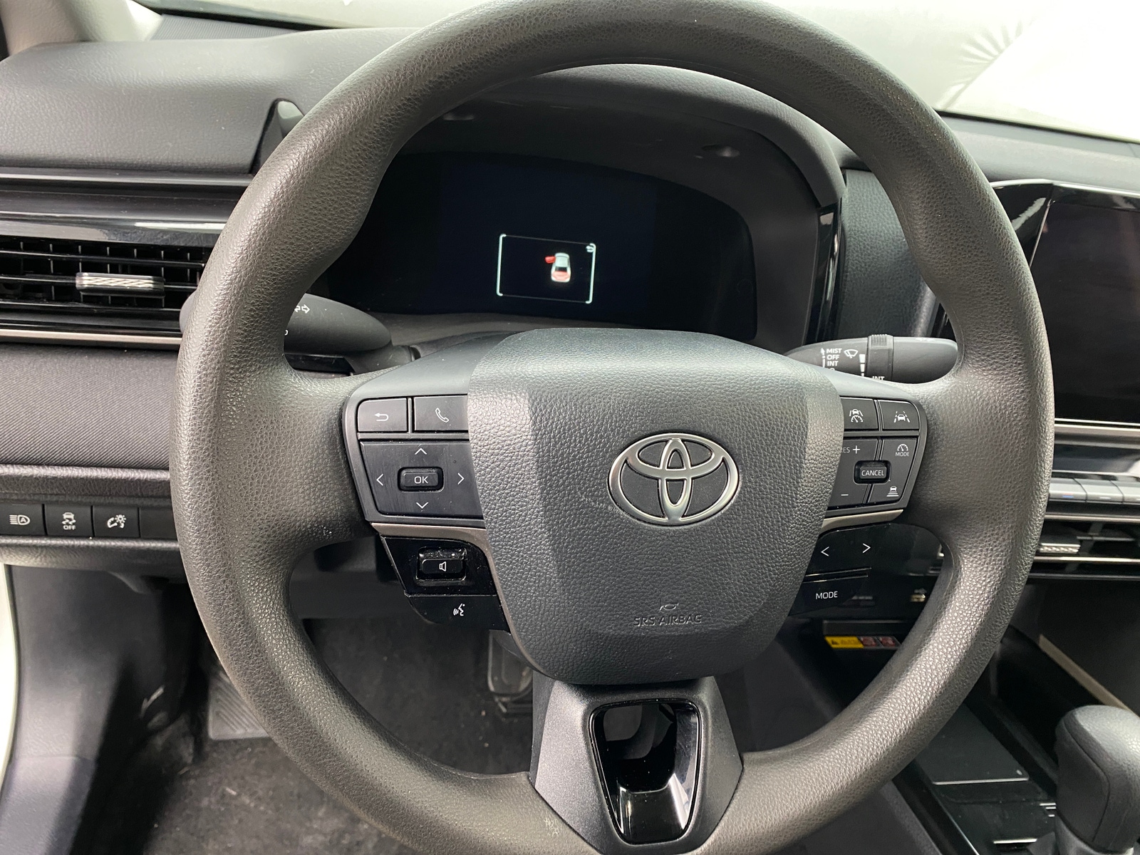 Thumbnail: 2025 Toyota Camry - 5