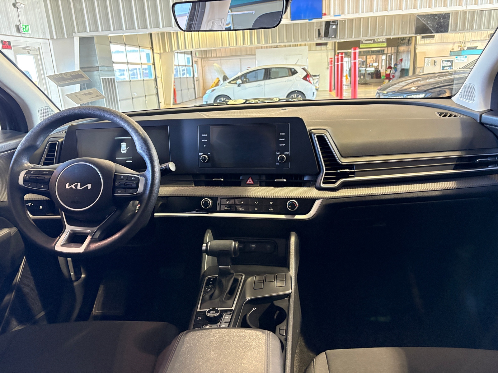 Thumbnail: 2025 Kia Sportage - 3