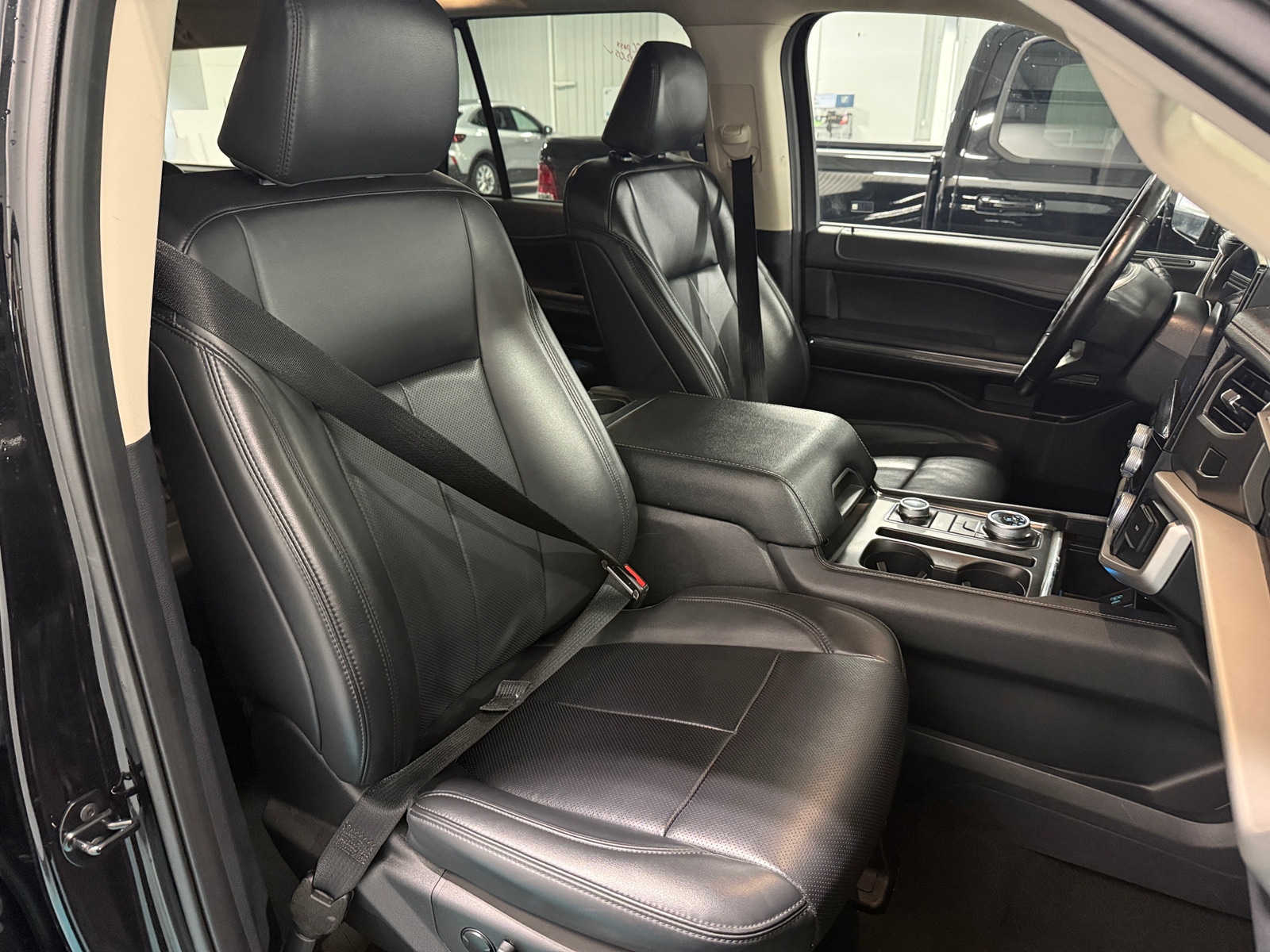 Thumbnail: 2024 Ford Expedition MAX - 2