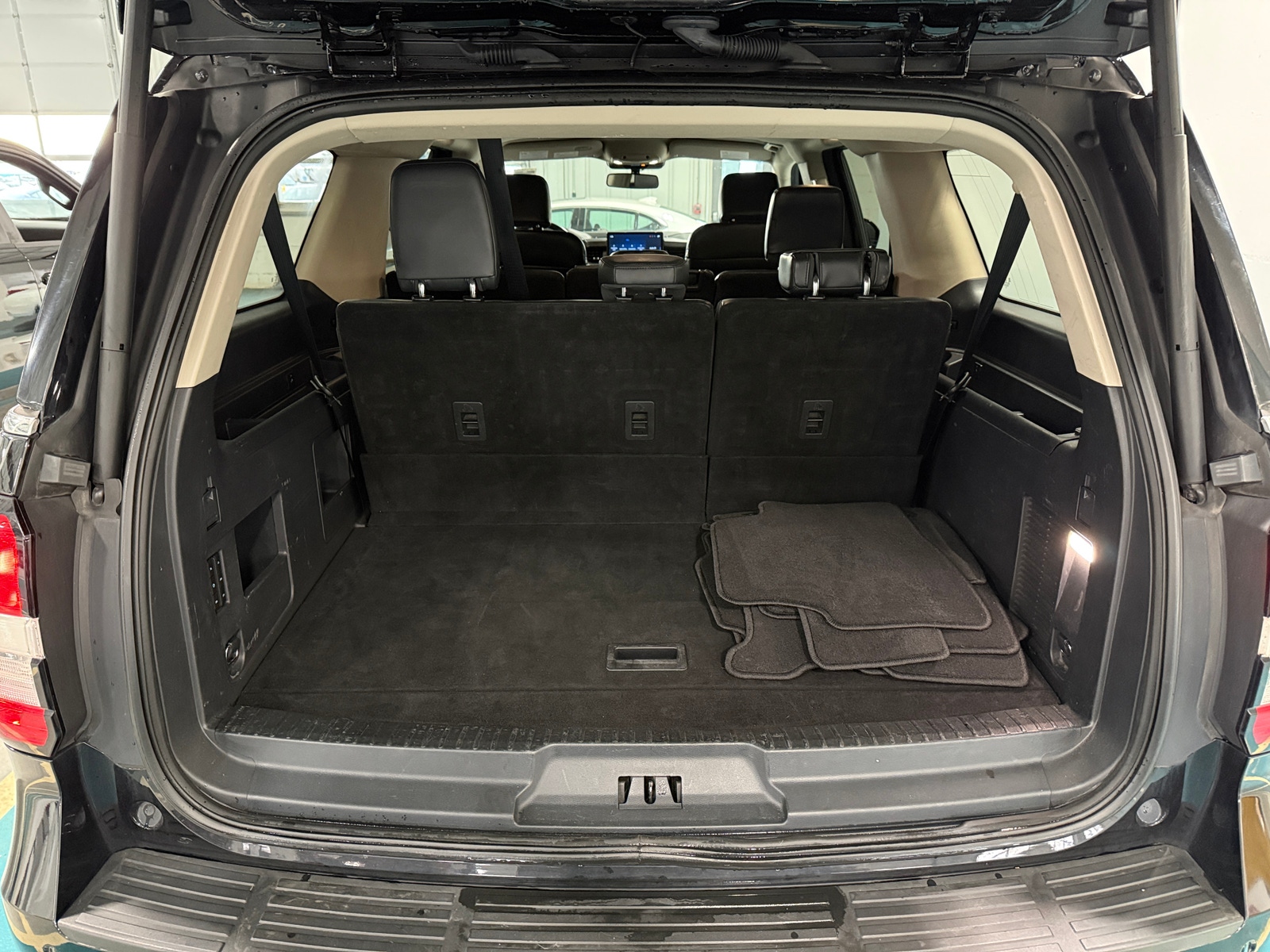 Thumbnail: 2024 Ford Expedition MAX - 7