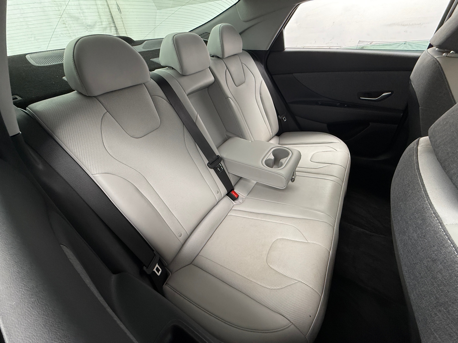 Thumbnail: 2023 Hyundai Elantra - 5