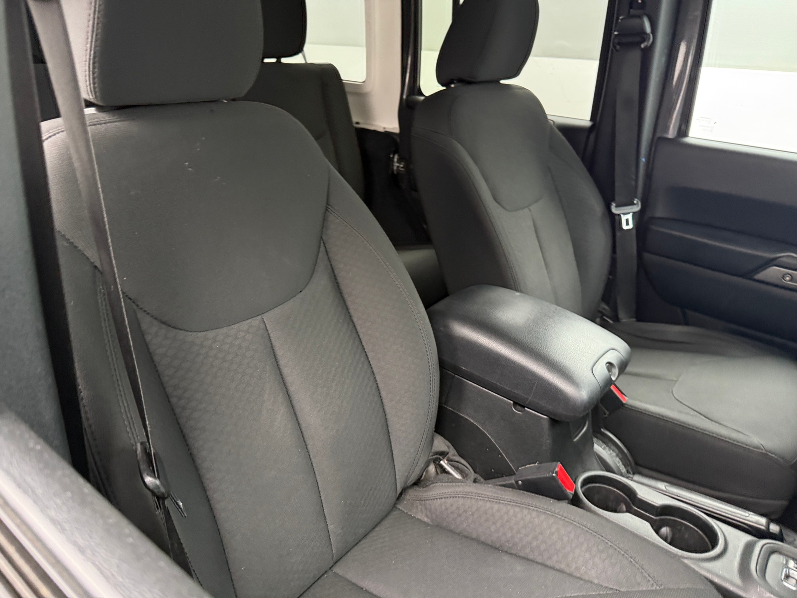 Thumbnail: 2018 Jeep Wrangler - 2