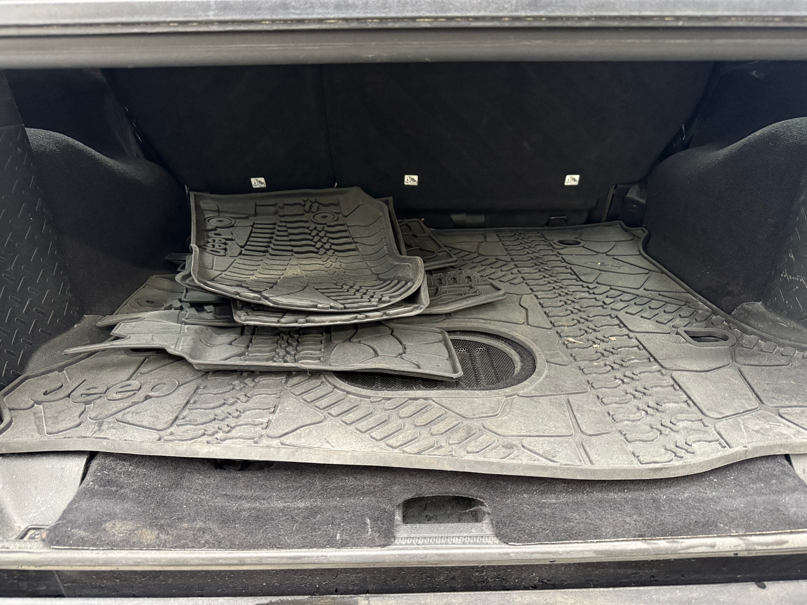 Thumbnail: 2018 Jeep Wrangler - 7