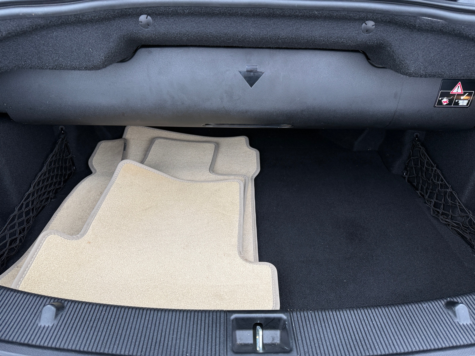 Thumbnail: 2012 Mercedes-Benz E-Class - 6