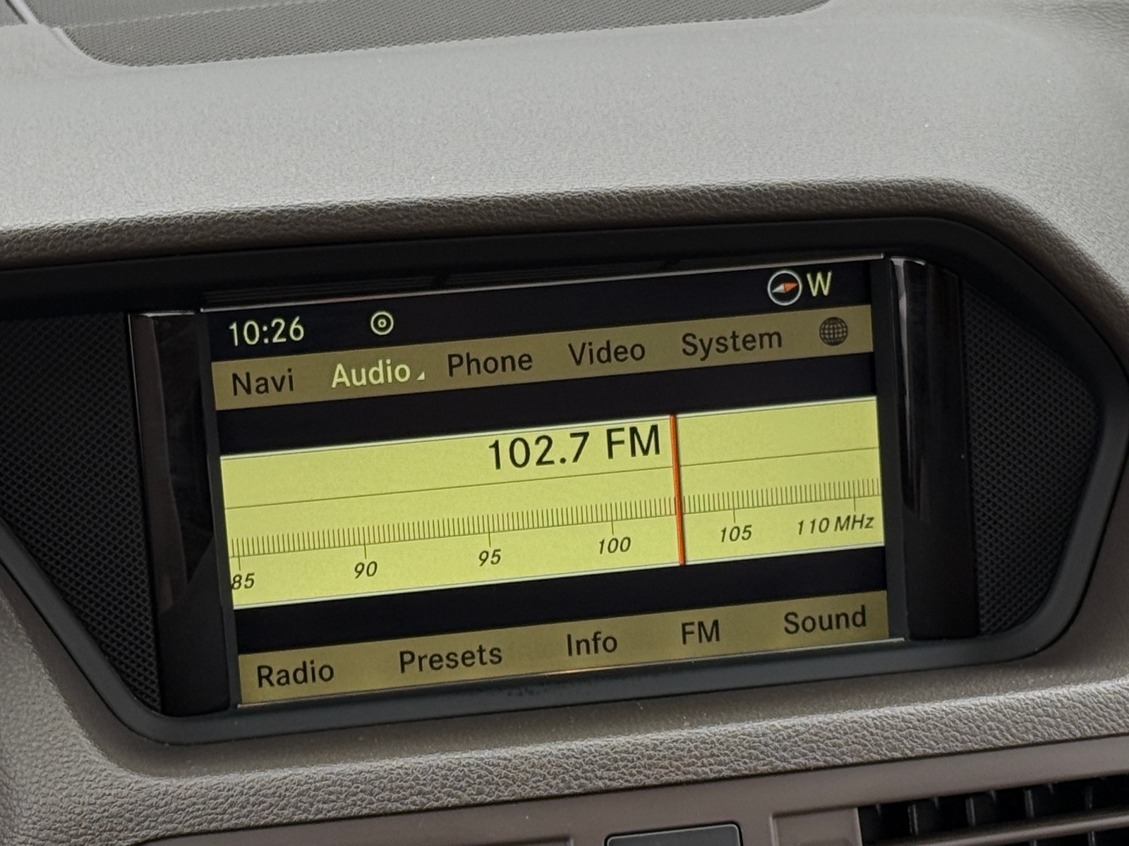 Thumbnail: 2012 Mercedes-Benz E-Class - 3