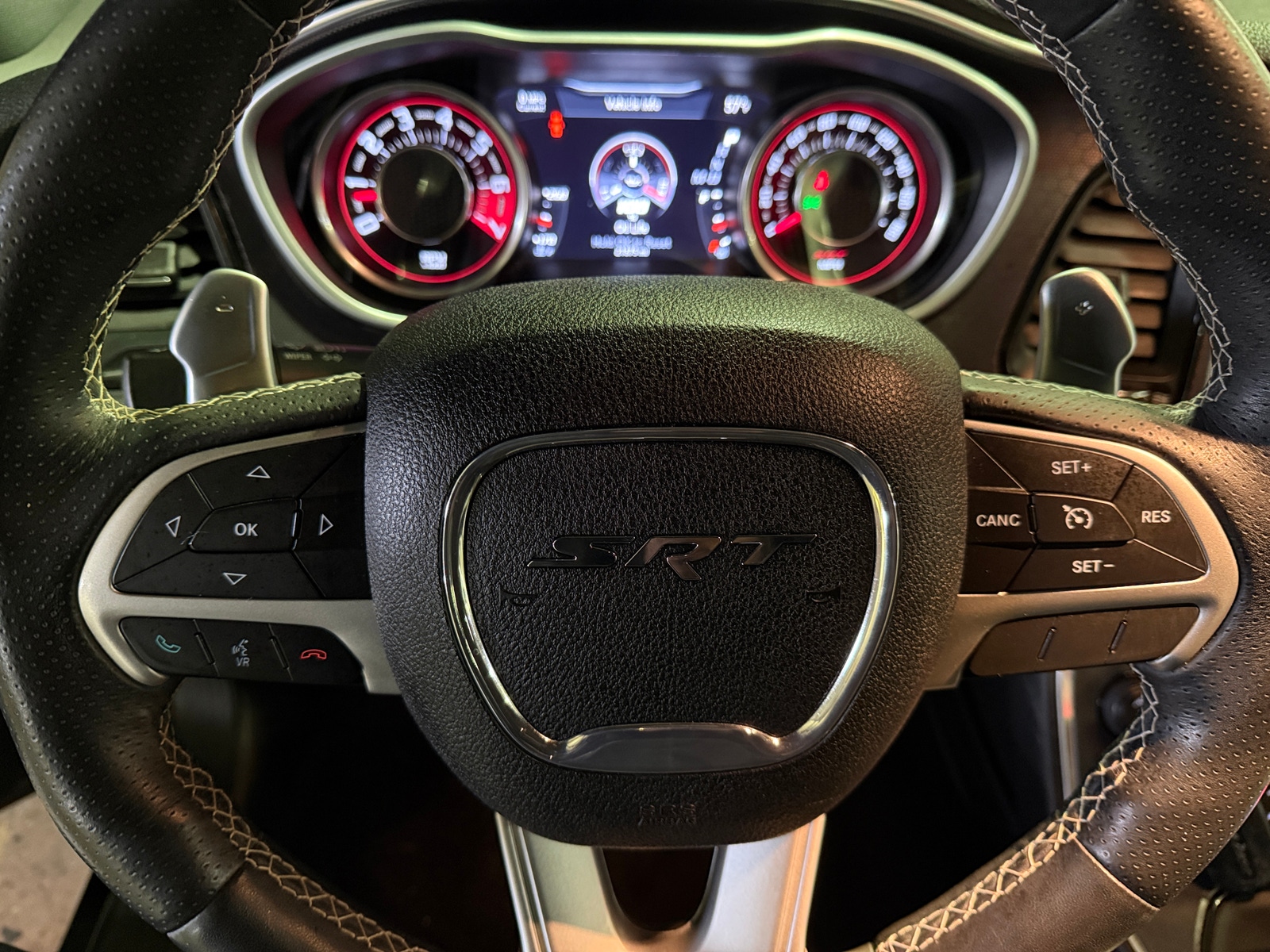 Thumbnail: 2015 Dodge Challenger - 3