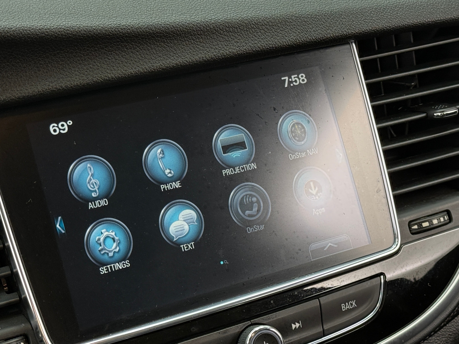 Thumbnail: 2020 Buick Encore - 3