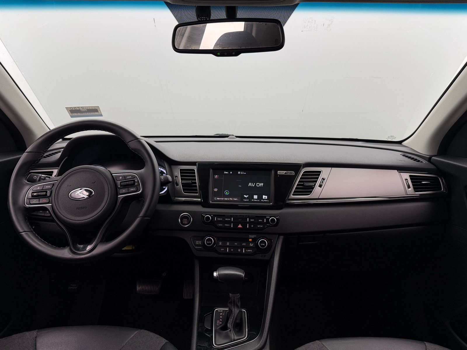 Thumbnail: 2019 Kia Niro - 3