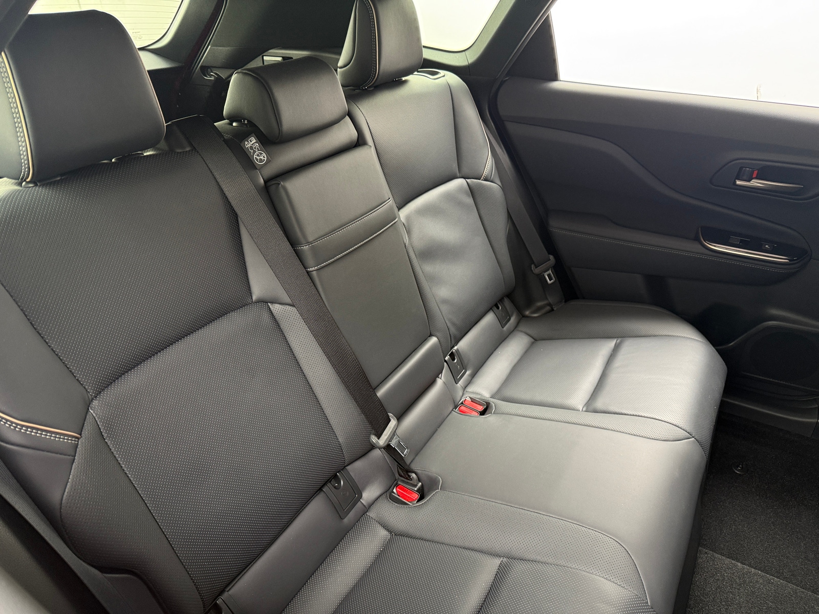 Thumbnail: 2025 Toyota Crown Signia - 5