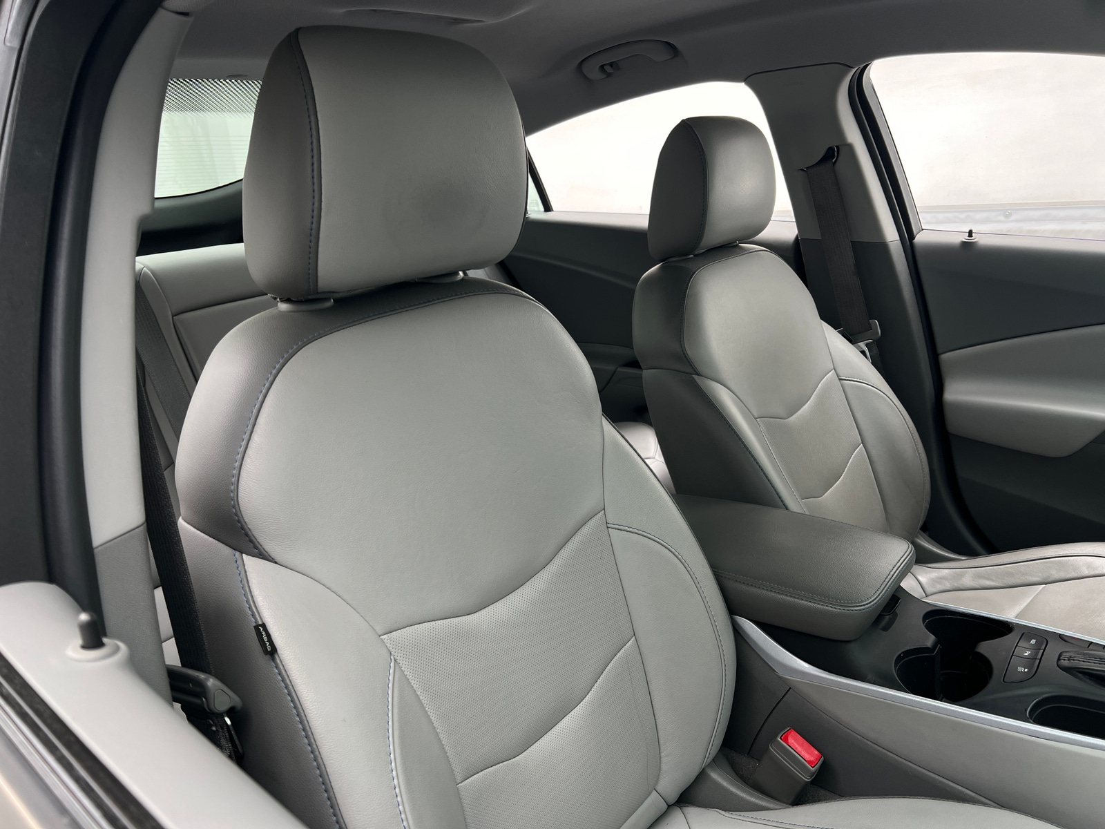 Thumbnail: 2018 Chevrolet Volt - 2