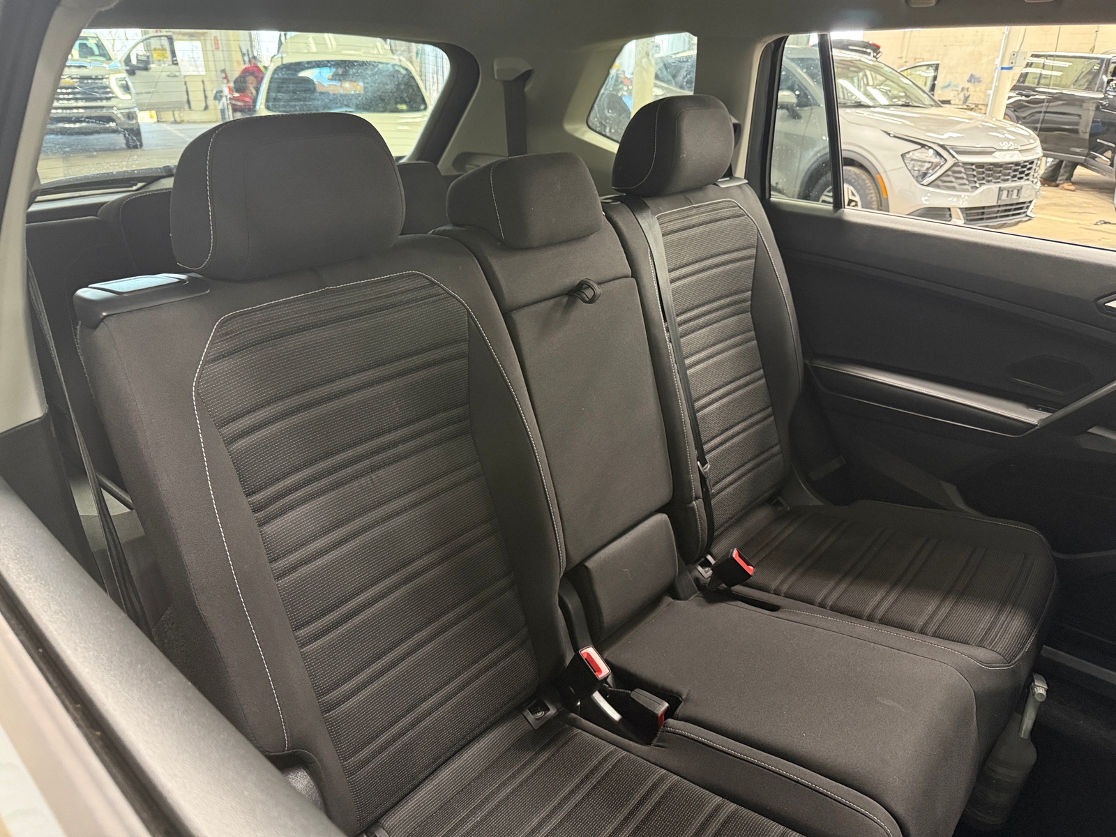 Thumbnail: 2024 Volkswagen Tiguan - 6