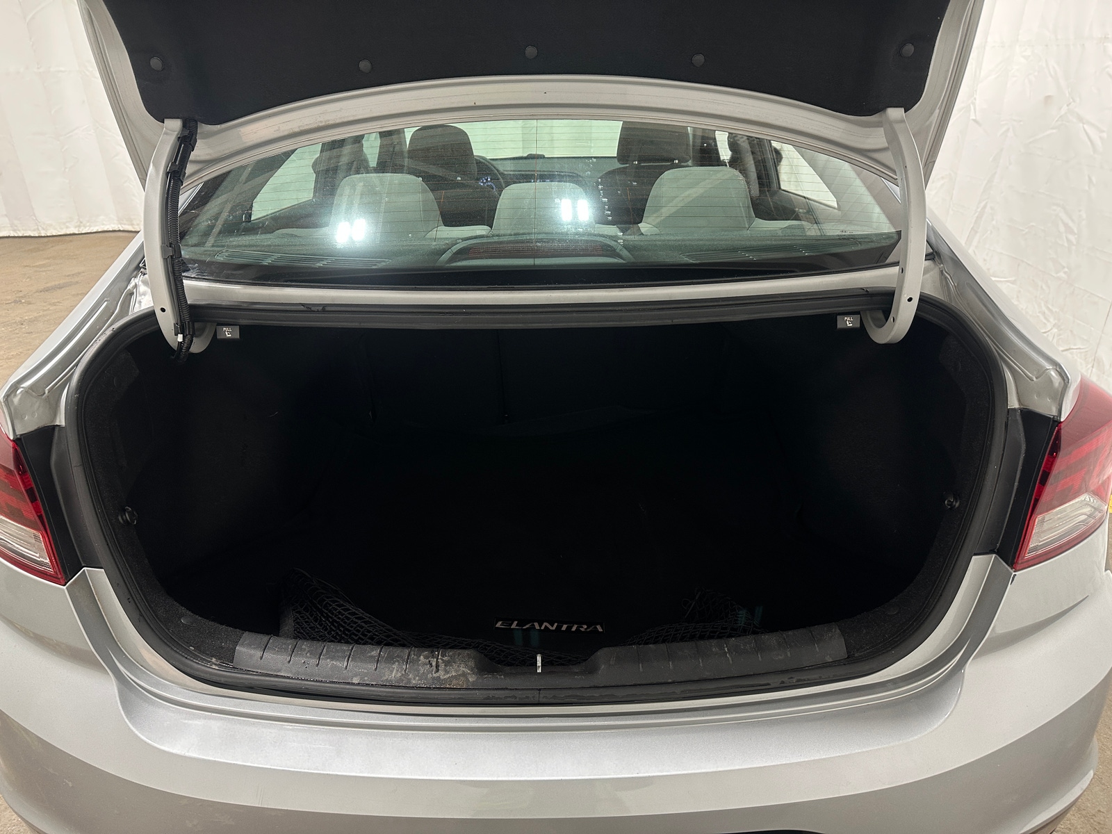 Thumbnail: 2020 Hyundai Elantra - 7