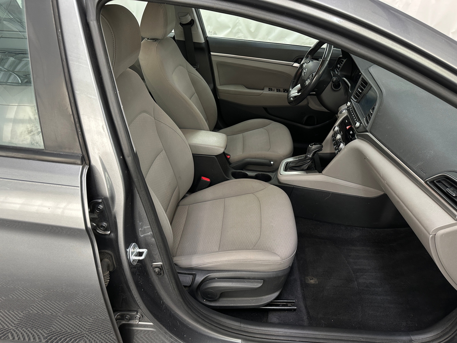 Thumbnail: 2019 Hyundai Elantra - 2