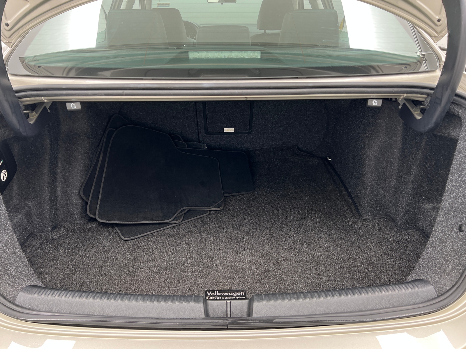 Thumbnail: 2014 Volkswagen Jetta - 6