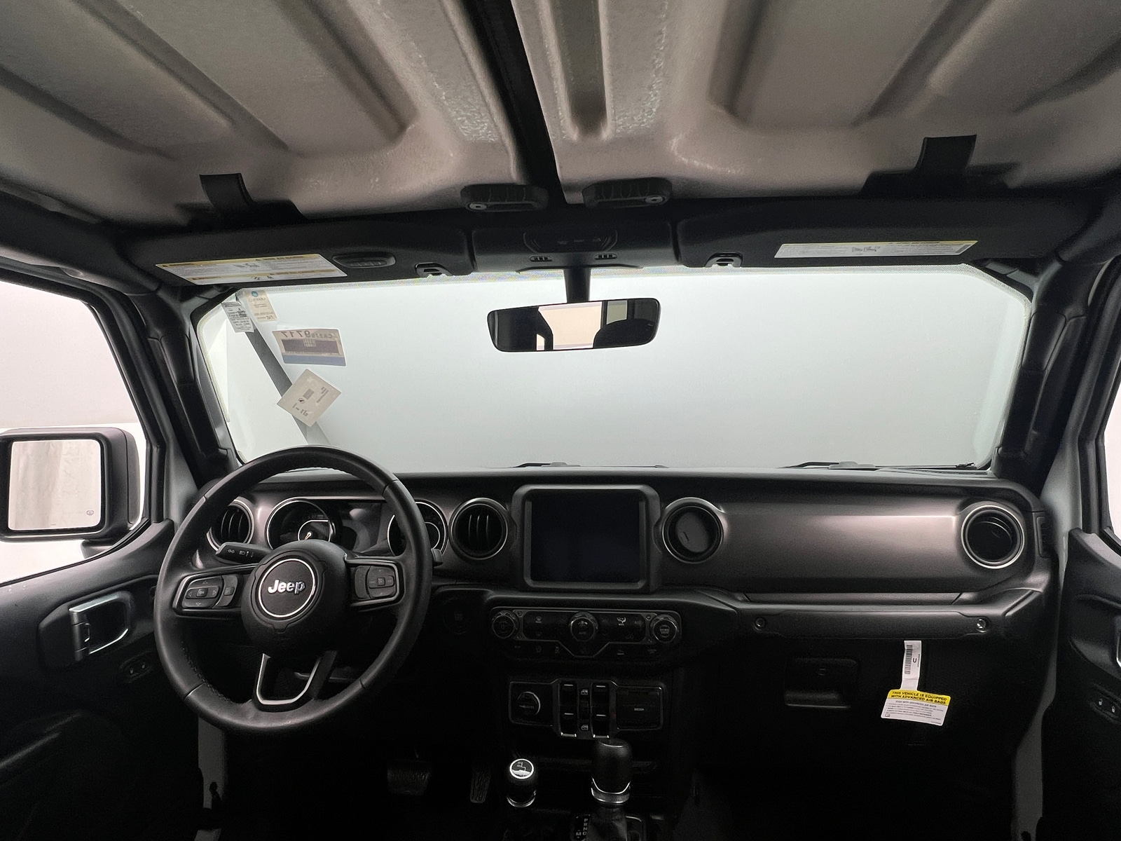 Thumbnail: 2023 Jeep Gladiator - 3