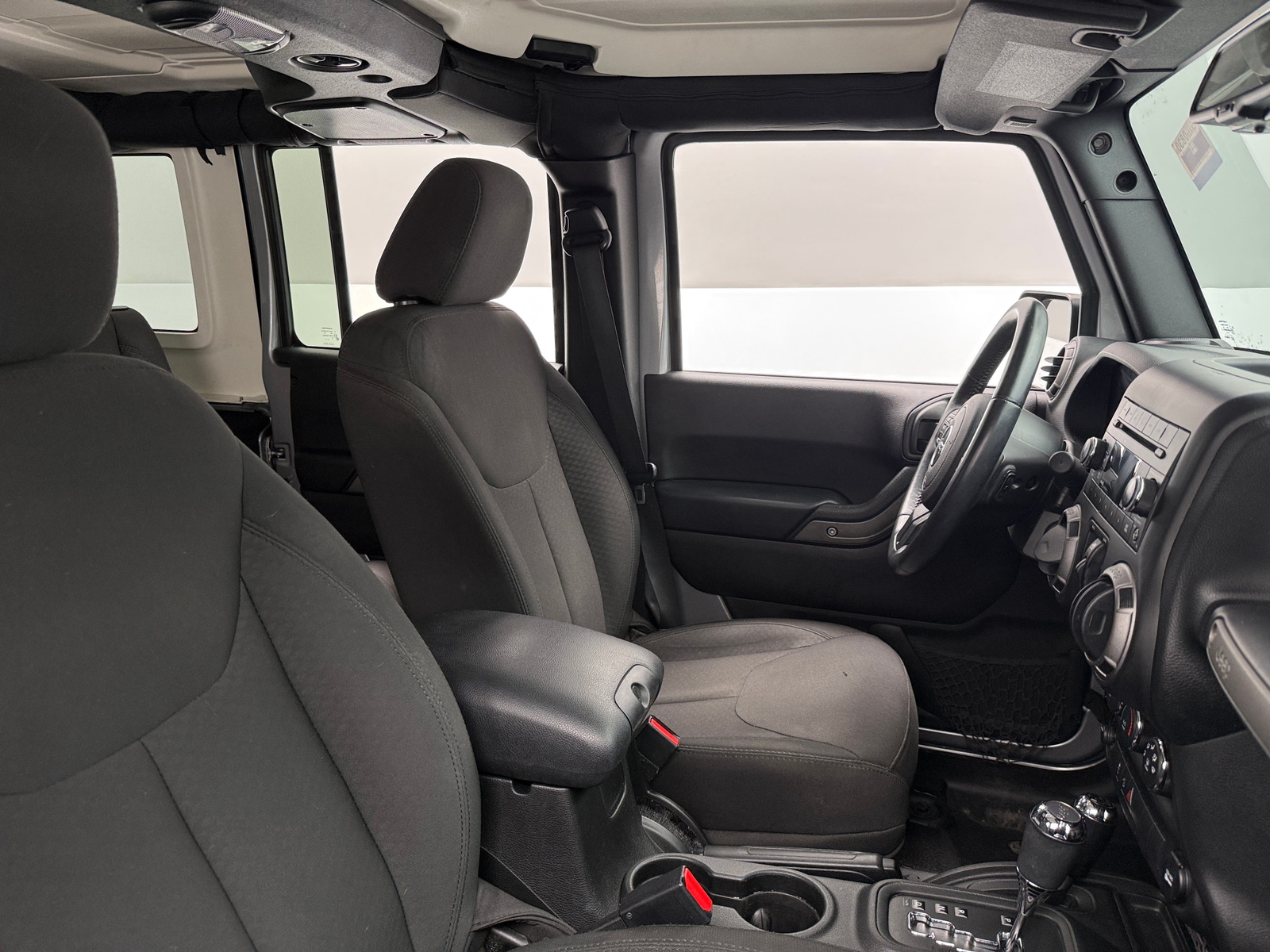 Thumbnail: 2017 Jeep Wrangler - 2