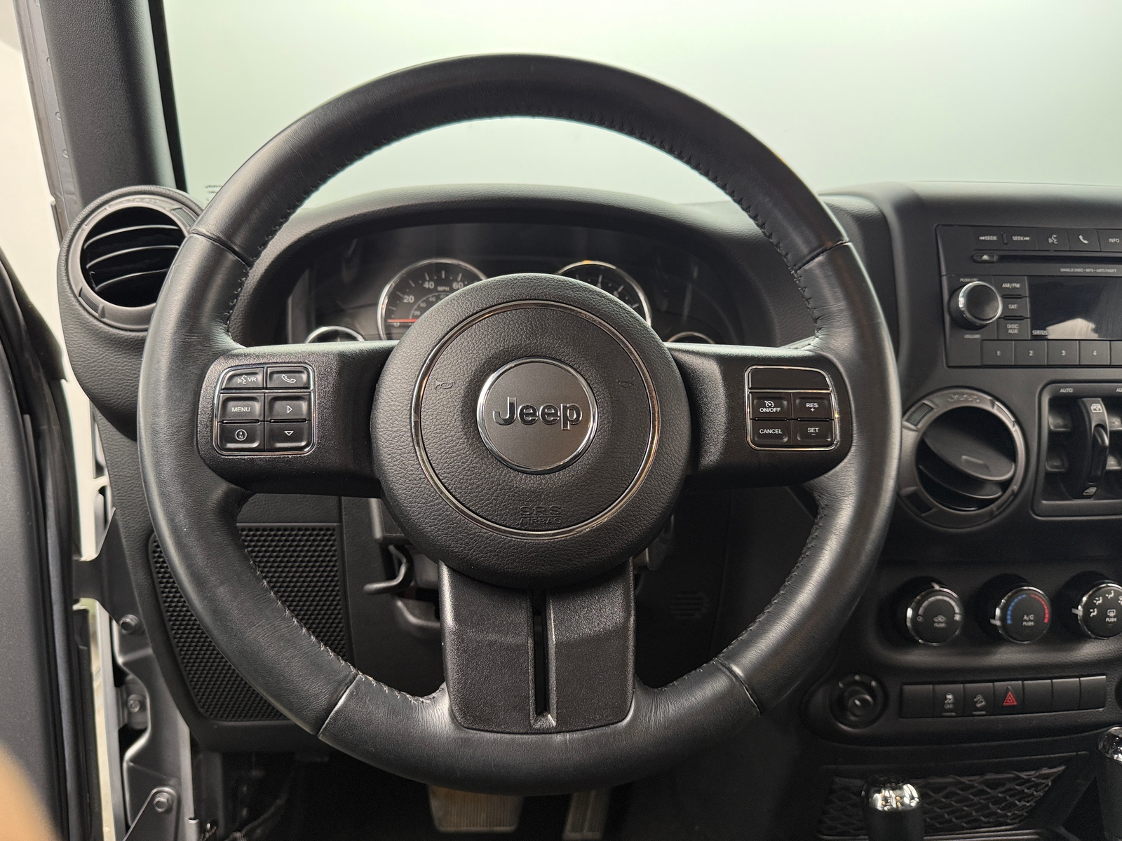 Thumbnail: 2017 Jeep Wrangler - 5