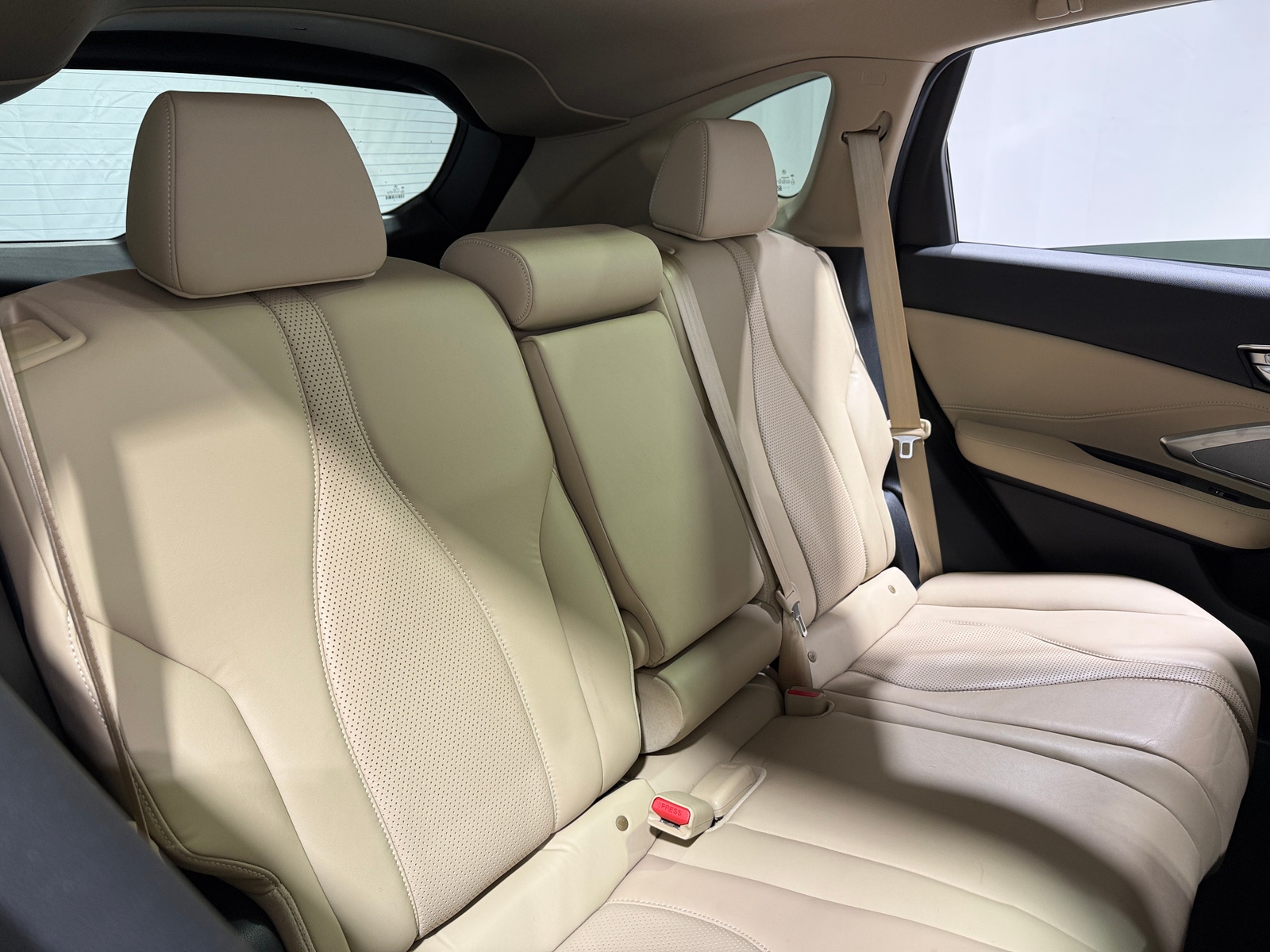 Thumbnail: 2022 Acura RDX - 5