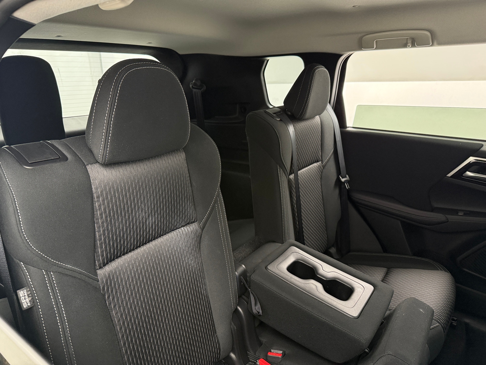 Thumbnail: 2025 Mitsubishi Outlander - 6