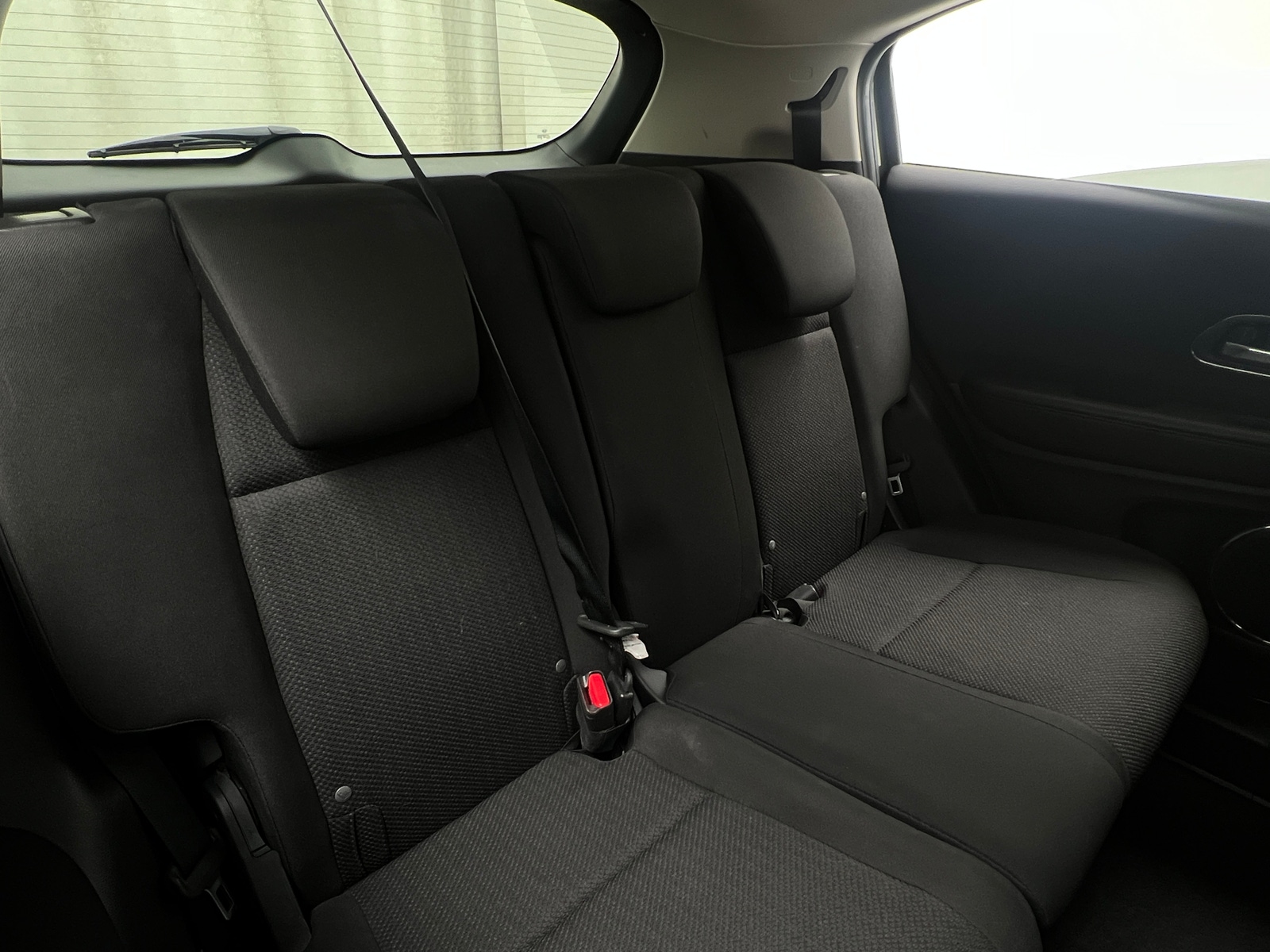 Thumbnail: 2016 Honda HR-V - 6