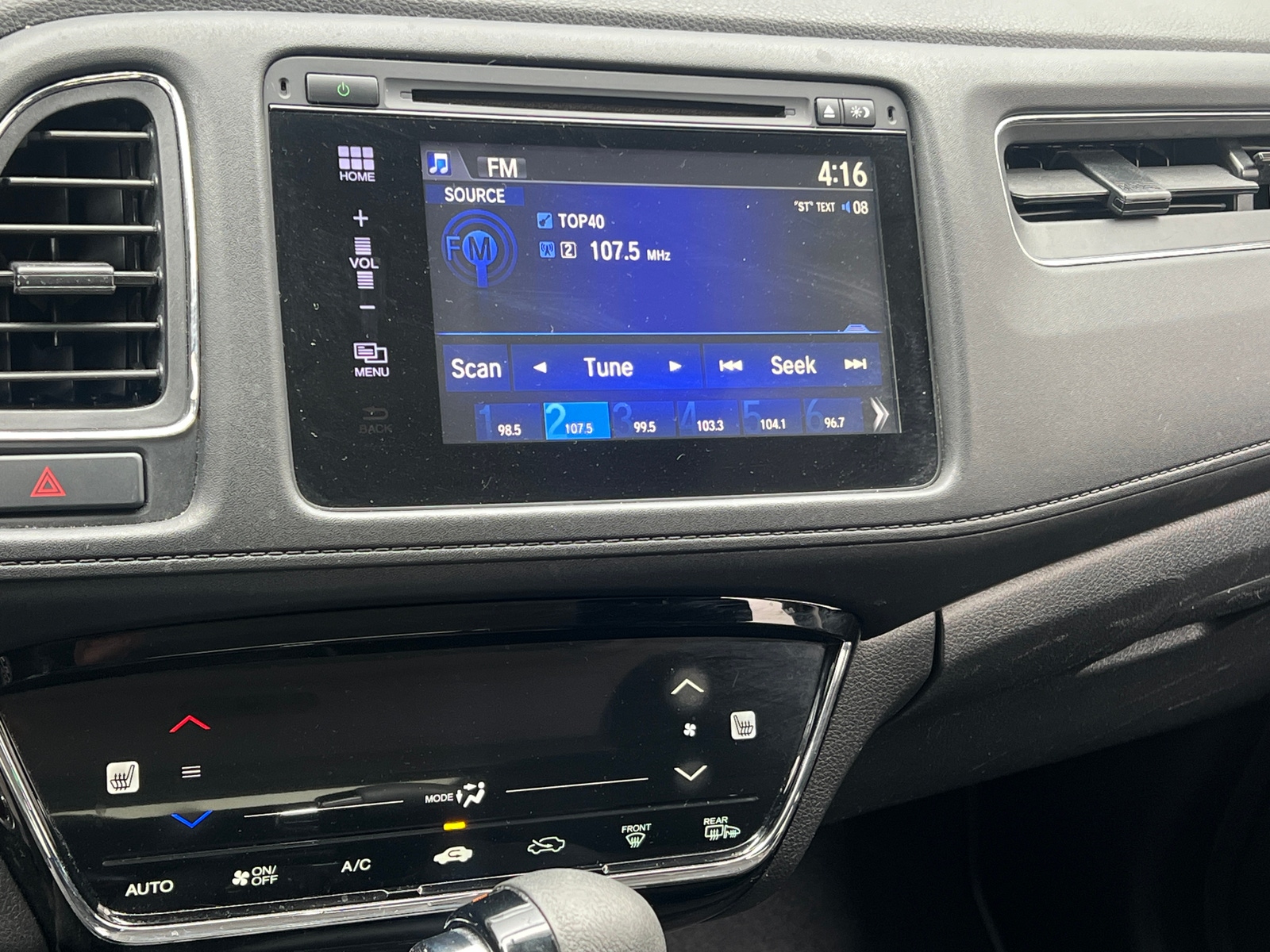 Thumbnail: 2016 Honda HR-V - 4