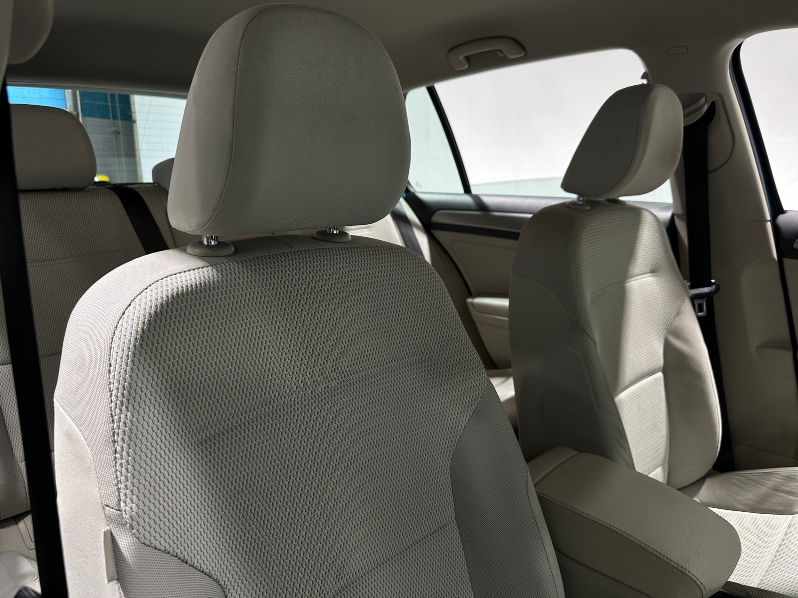 Thumbnail: 2016 Volkswagen Golf - 2