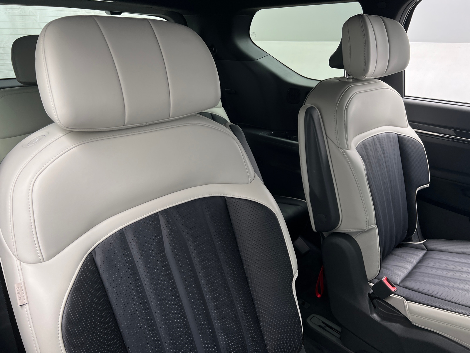 Thumbnail: 2024 Kia EV9 - 5