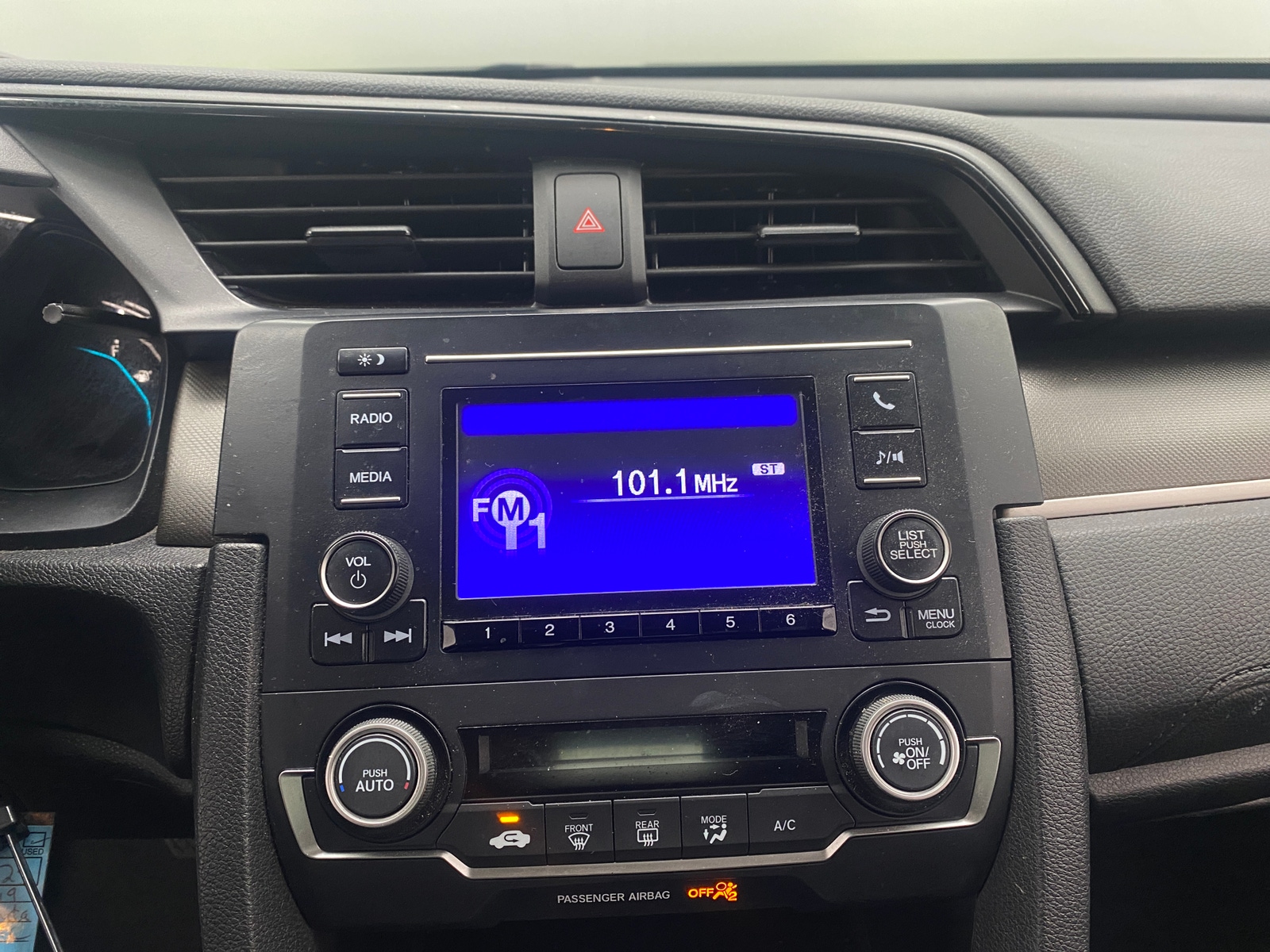 Thumbnail: 2019 Honda Civic - 4