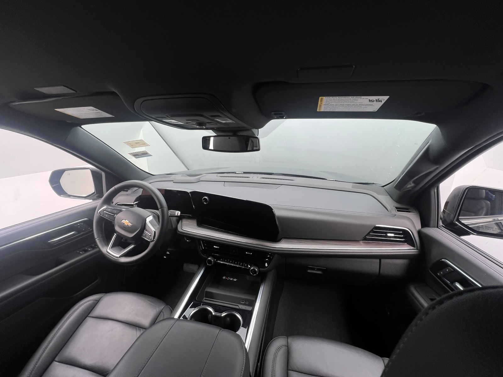 Thumbnail: 2025 Chevrolet Tahoe - 2