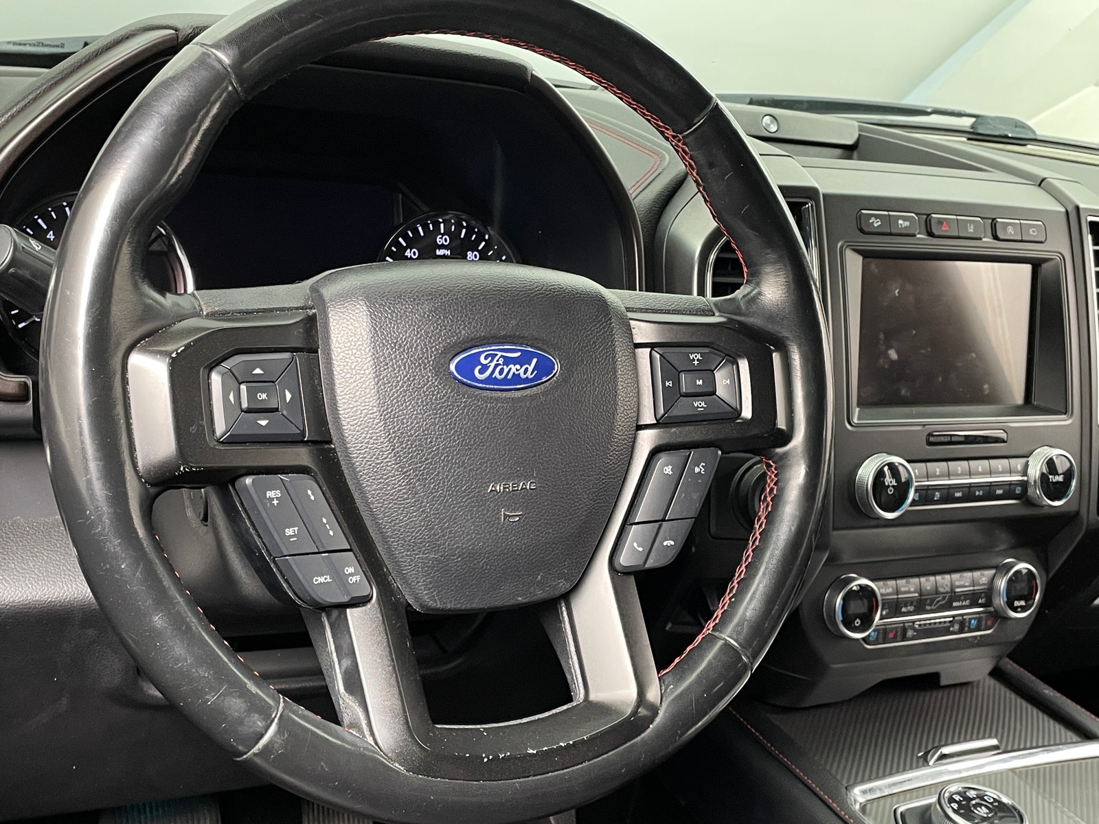 Thumbnail: 2019 Ford Expedition MAX - 4