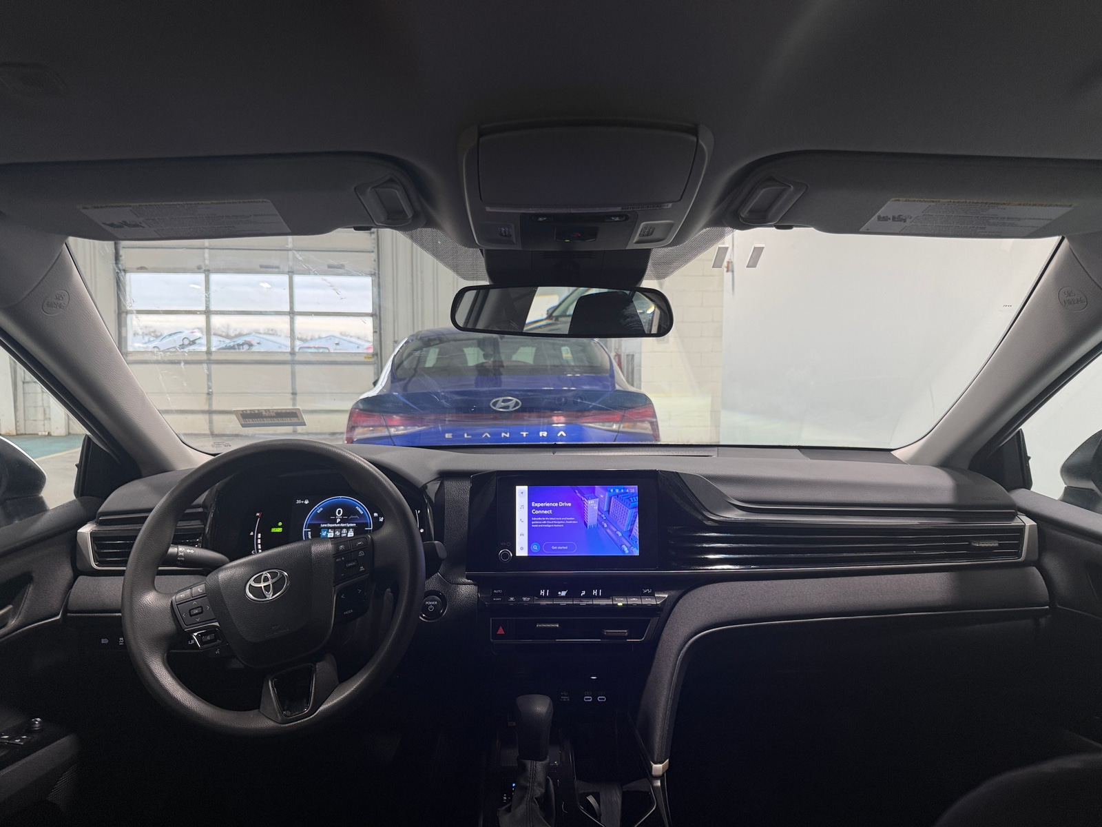 Thumbnail: 2025 Toyota Camry - 3