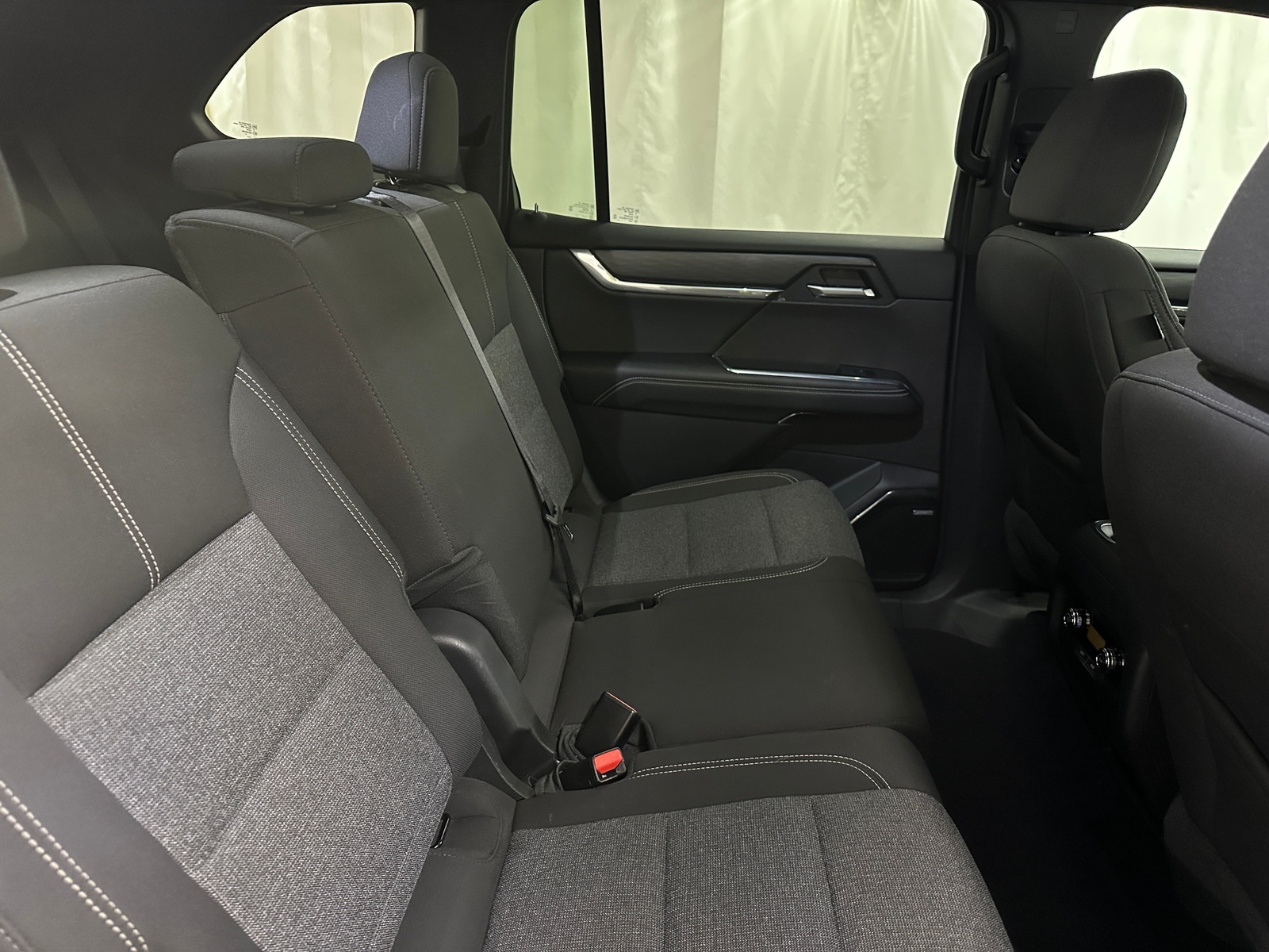 Thumbnail: 2025 GMC Acadia - 6