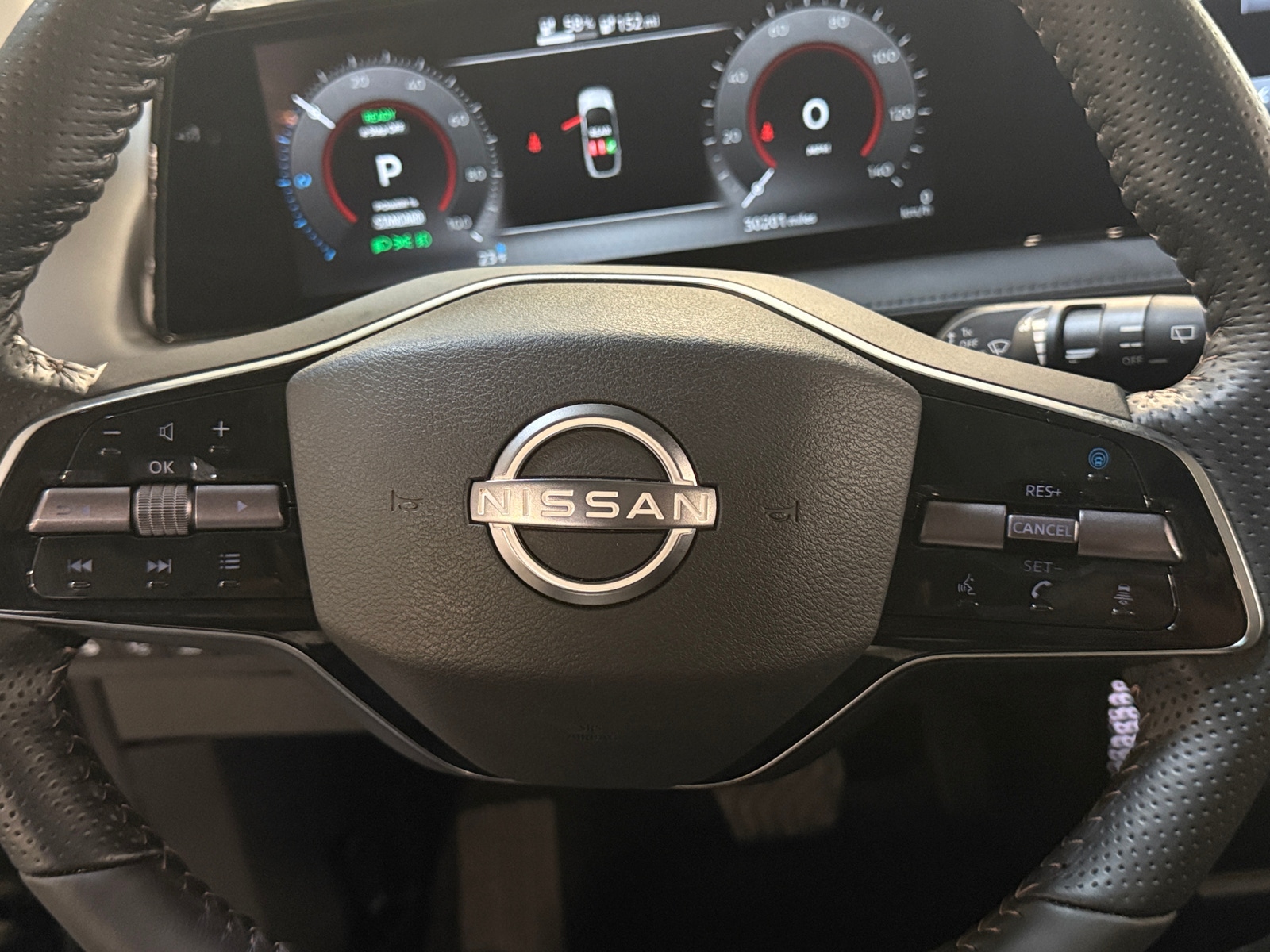 Thumbnail: 2023 Nissan Ariya - 4