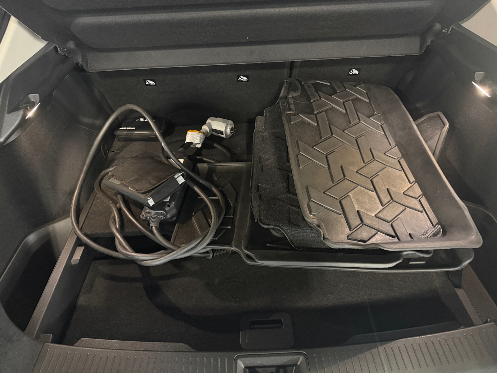 Thumbnail: 2023 Nissan Ariya - 6