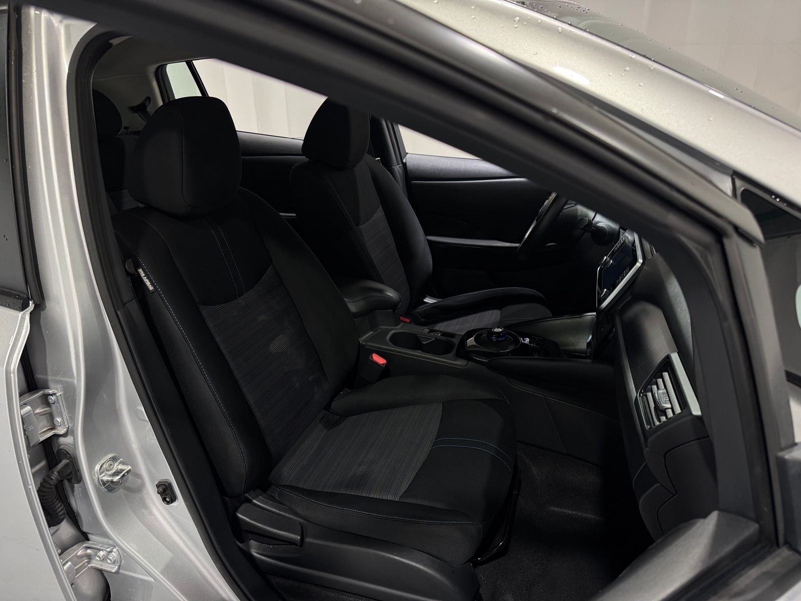 Thumbnail: 2023 Nissan Leaf - 2