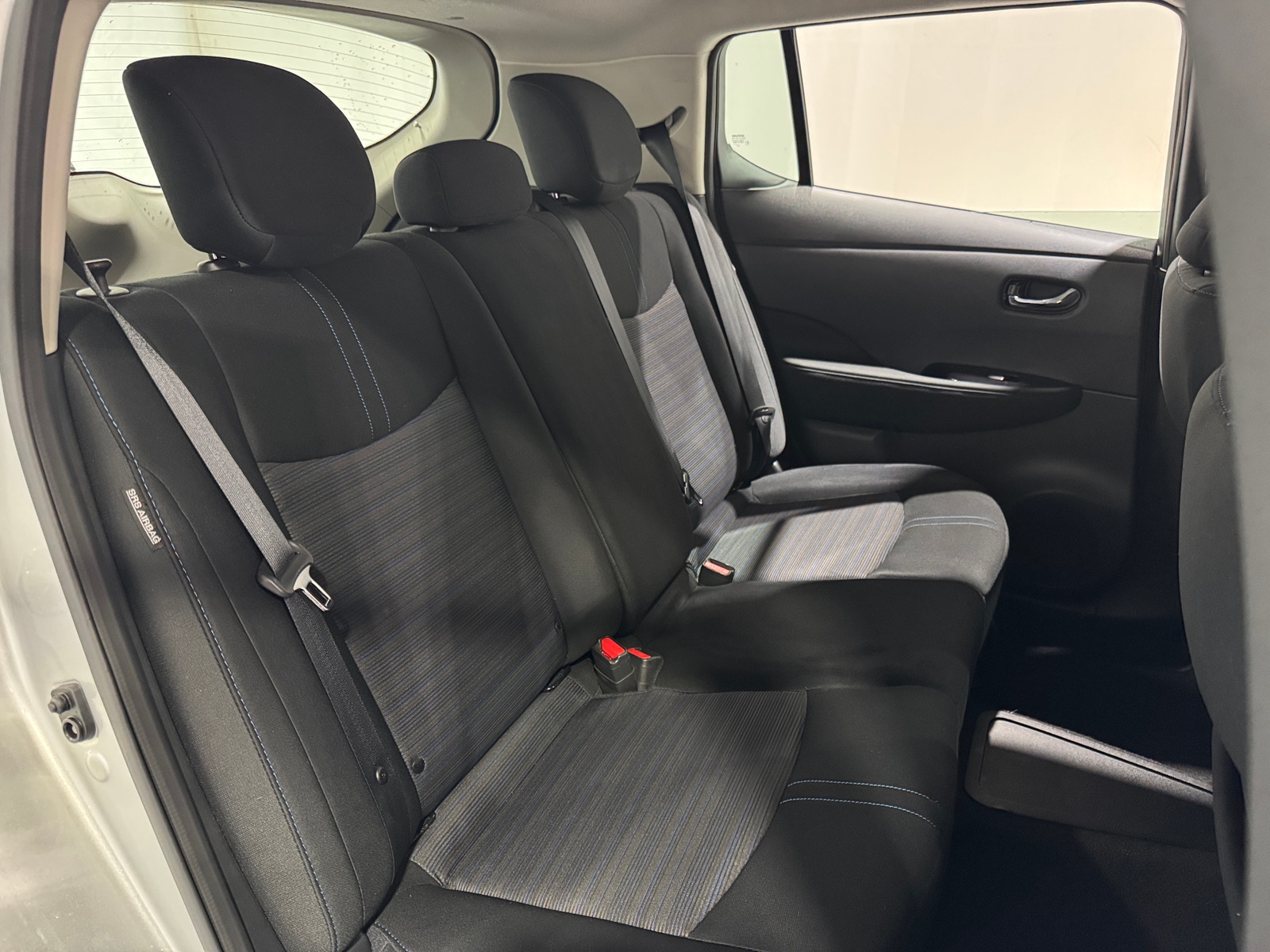 Thumbnail: 2023 Nissan Leaf - 6