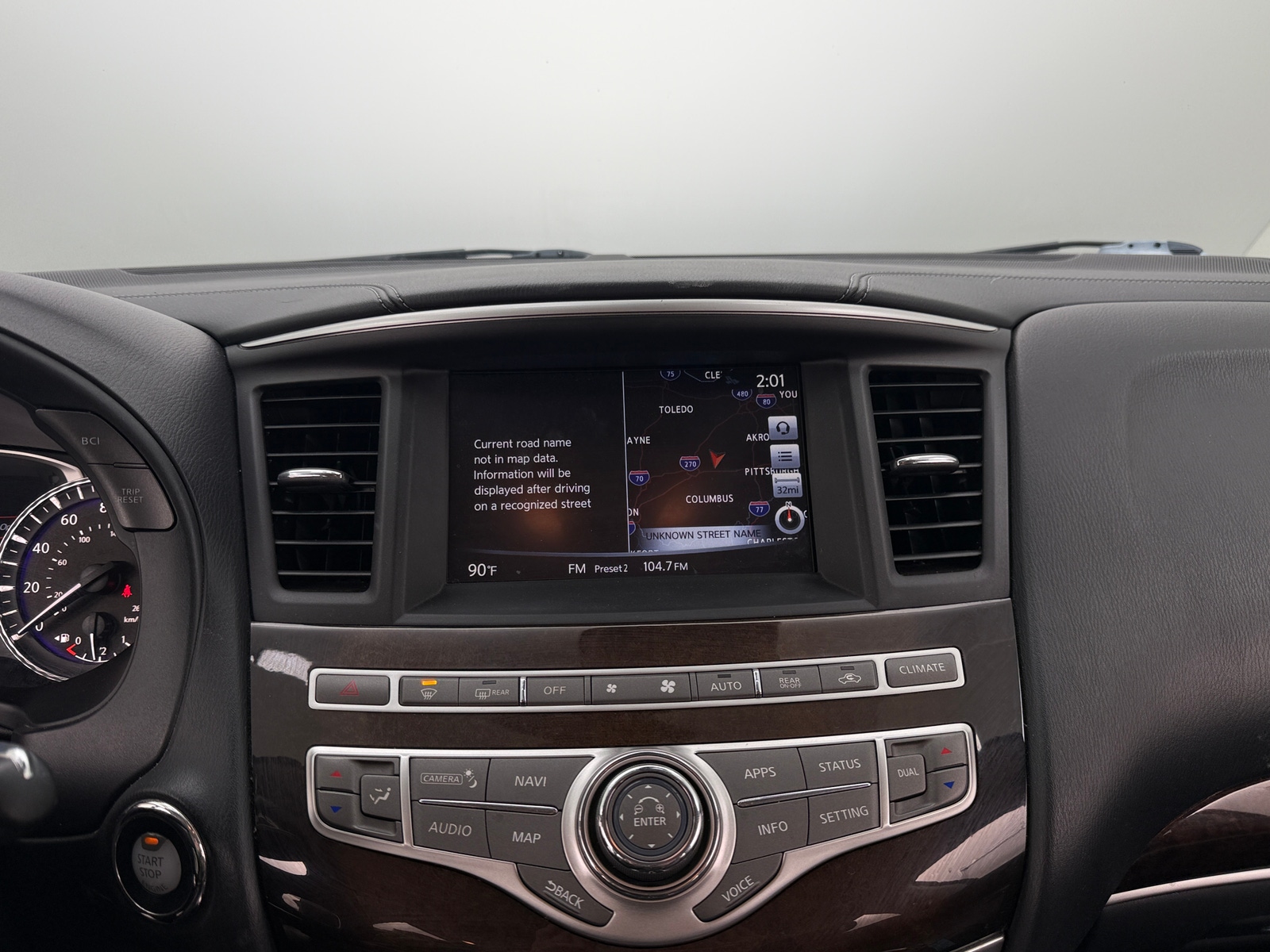 Thumbnail: 2017 INFINITI QX60 - 3