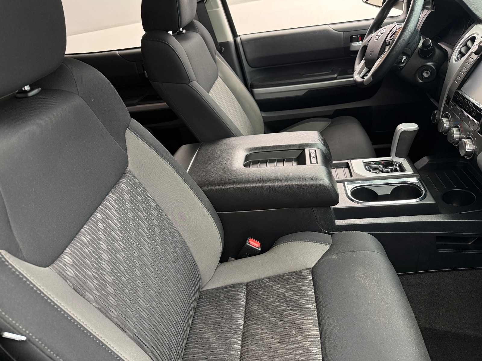 Thumbnail: 2019 Toyota Tundra - 2