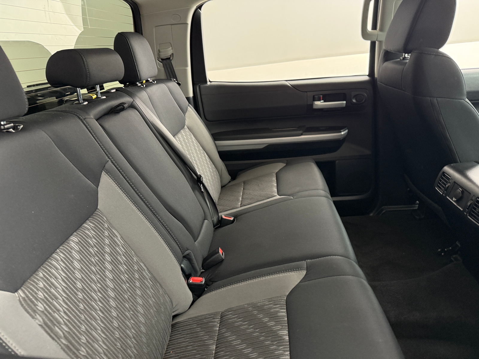 Thumbnail: 2019 Toyota Tundra - 6