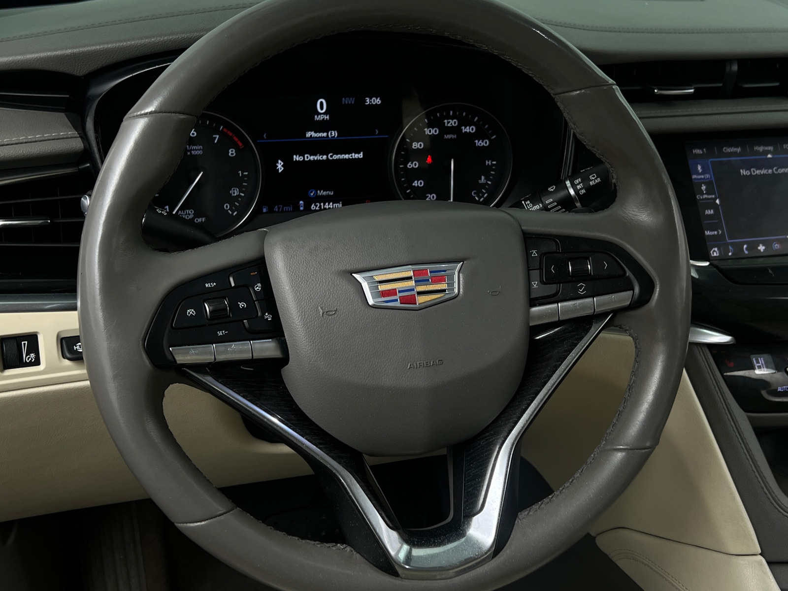 Thumbnail: 2020 Cadillac XT6 - 4