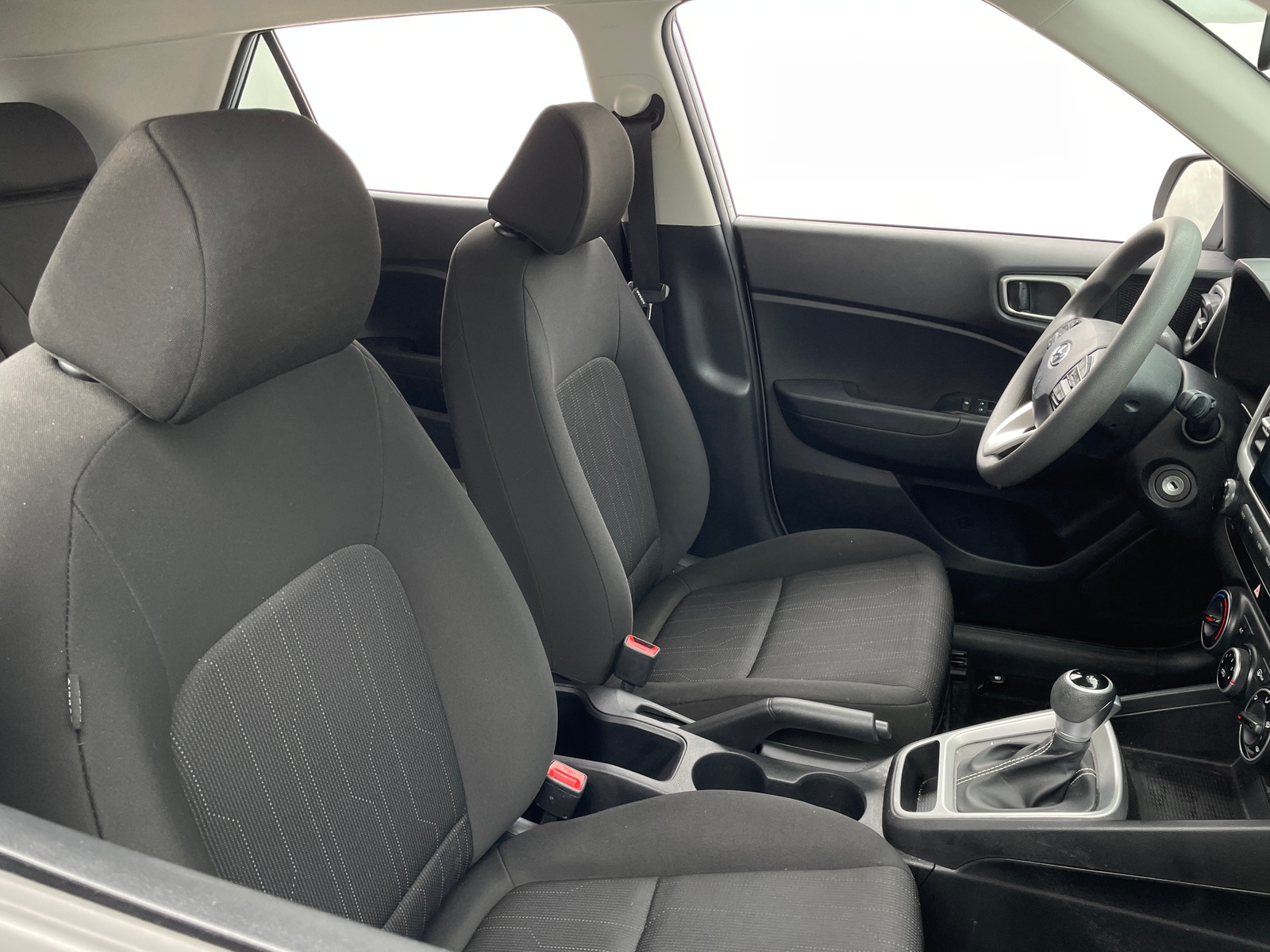 Thumbnail: 2022 Hyundai Venue - 2